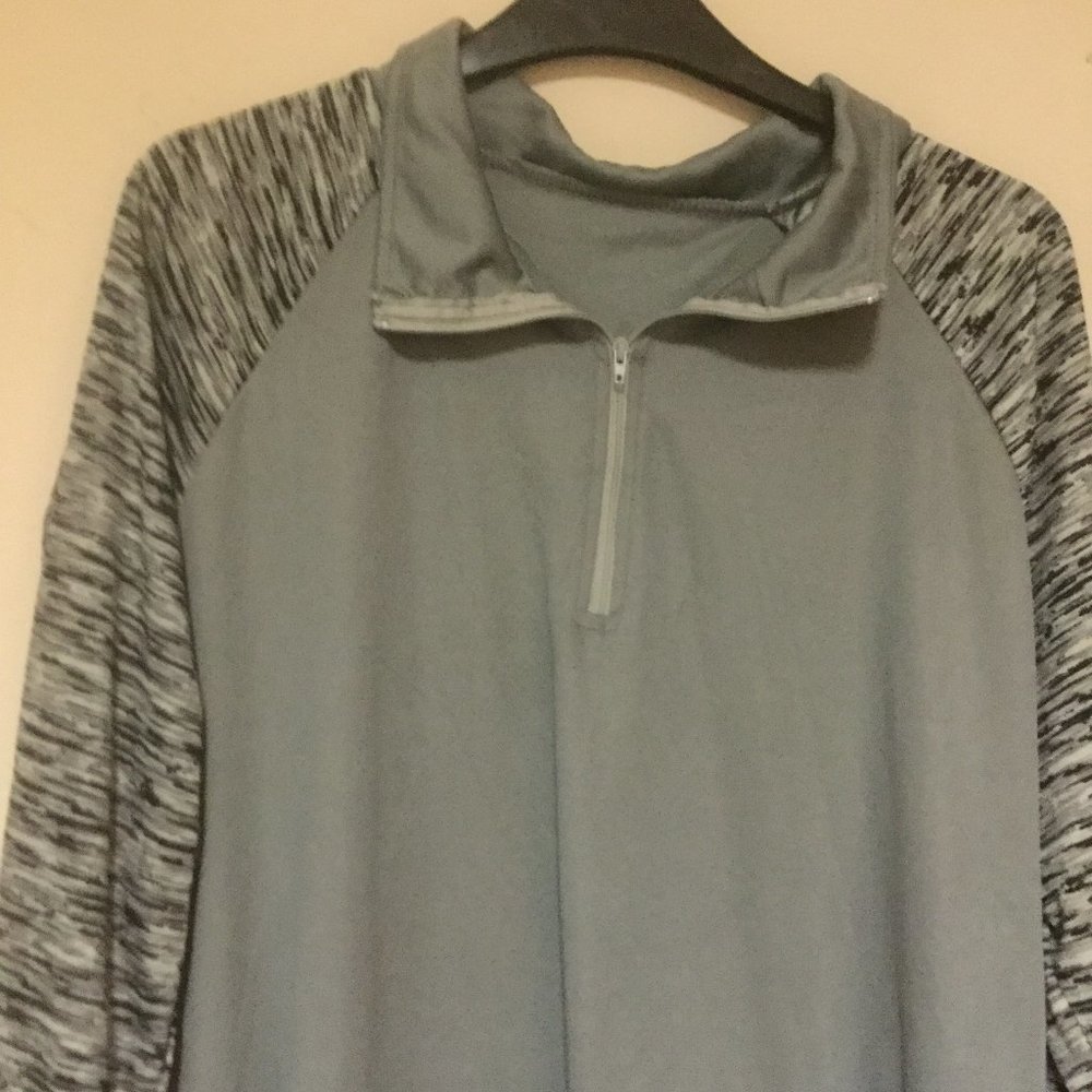 Gray and Black Pullover- Size: XL